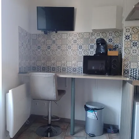 Le Lumineux Apartment